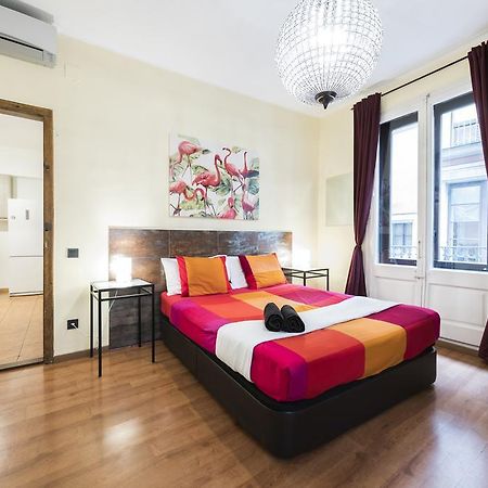 Vidre Home - Plaza Real Barcelona Bagian luar foto