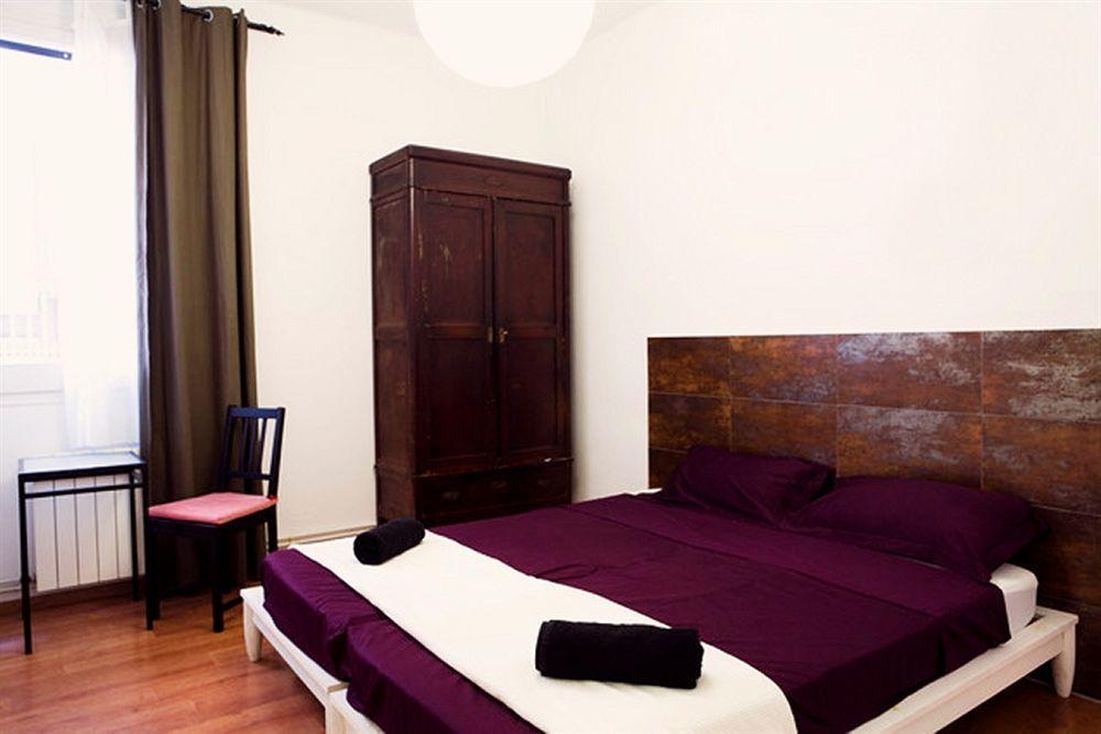 Vidre Home - Plaza Real Barcelona Bagian luar foto