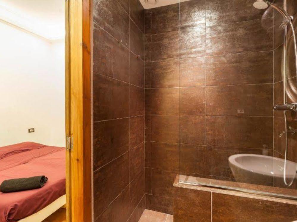 Vidre Home - Plaza Real Barcelona Bagian luar foto